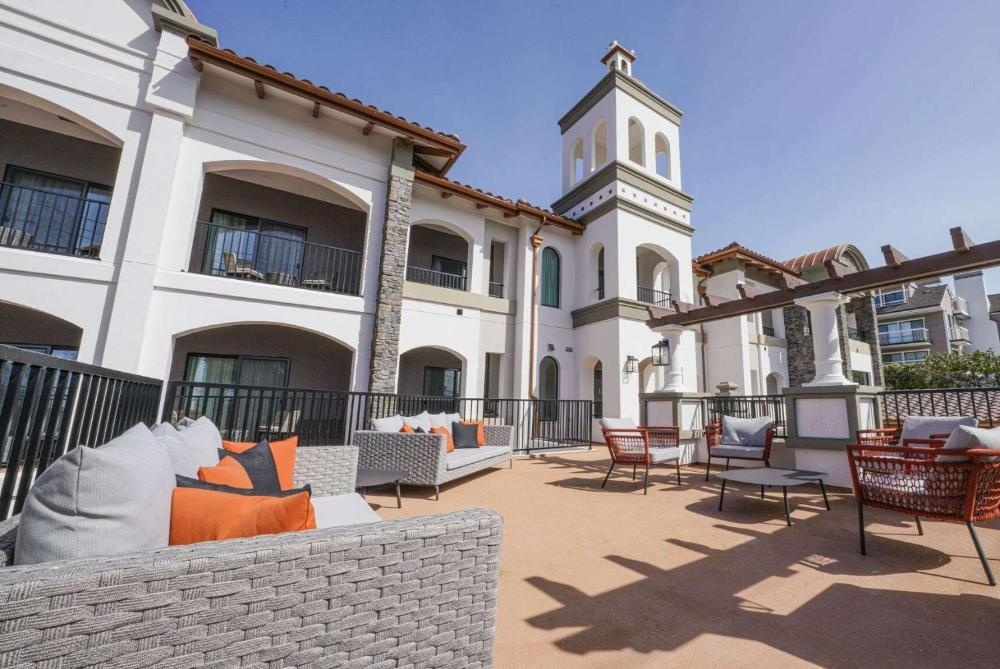 La Quinta Inn & Suites by Wyndham Santa Cruz